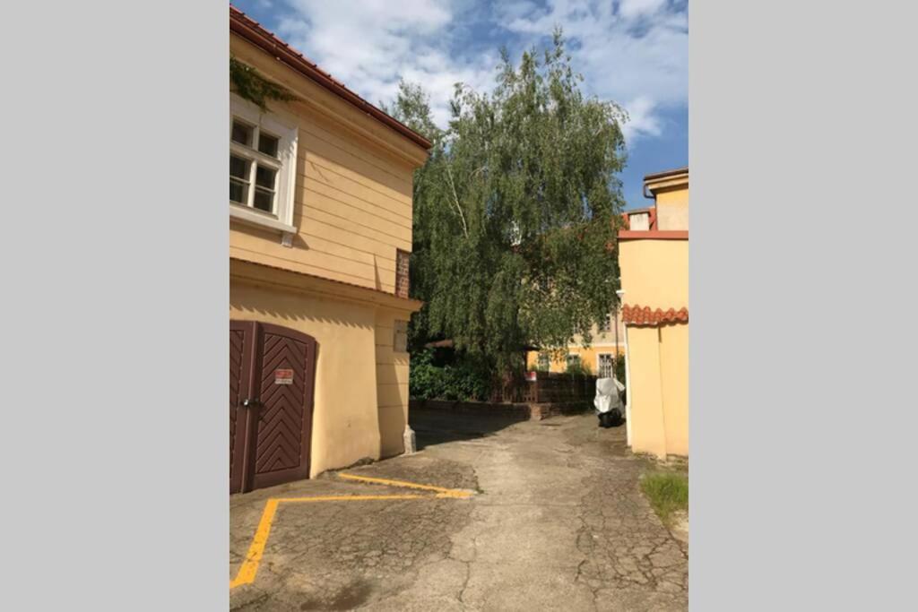 Rose Apartments / Romantic & Cozy / City Center Prague Exterior photo